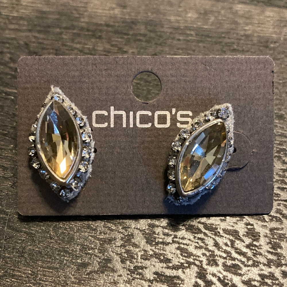 New Chico’s bling pierced earrings